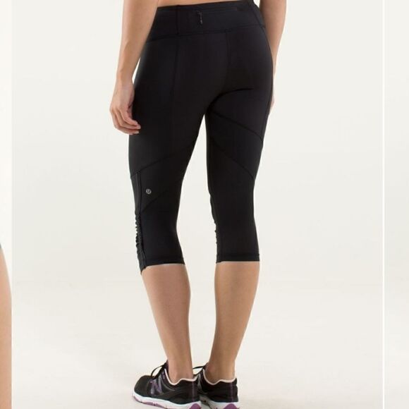 Lululemon Run For Your Life Crop Mesh Legging Size 6 - Picture 6 of 13